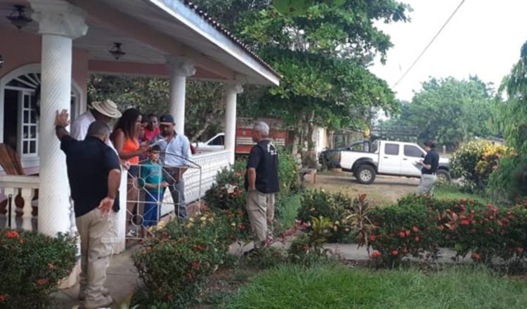 Luego de una audiencia, los productores que fueron aprehendidos en sus casas quedaron libres. /Foto Archivo