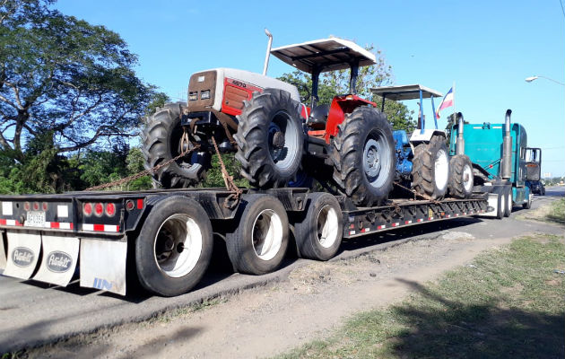 Los productores de la región de Azuero rechazaron la medida, la cual catalogaron como abuso policial. Foto: Thays Domínguez. 