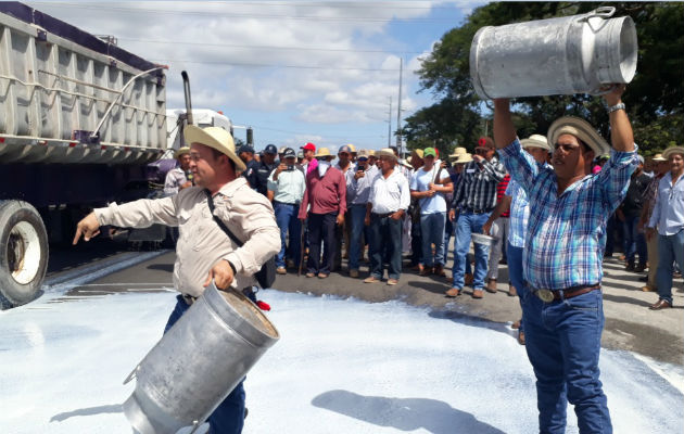 Los productores exigen que el Gobierno cumpla con el pliego de peticiones. 