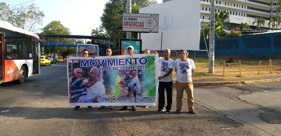 Protesta en el Complejo Hospitalario Arnulfo Arias Madrid. 