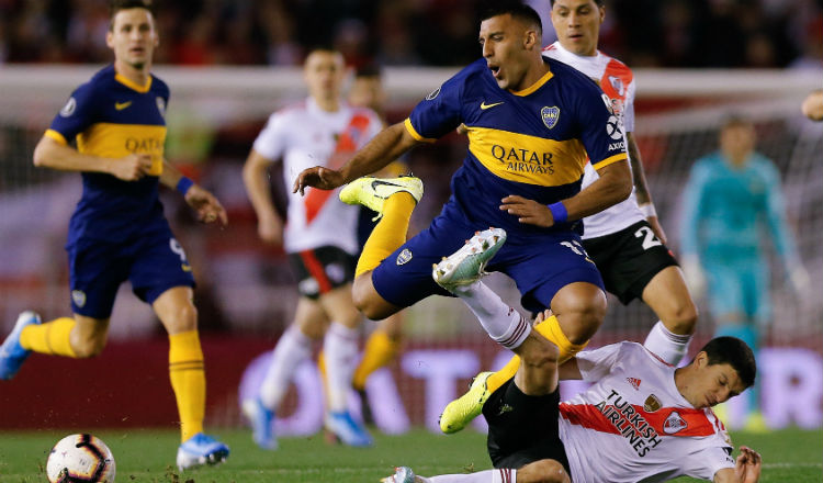 Ramón 'Wanchope' Ábila durante el partido de Boca Juniors ante River Plate por la Copa Libertadores. Foto EFE