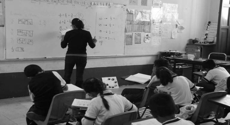 La educación debe ser mejorada en función de reducir las desigualdades de este pueblo.  Foto: EFE.