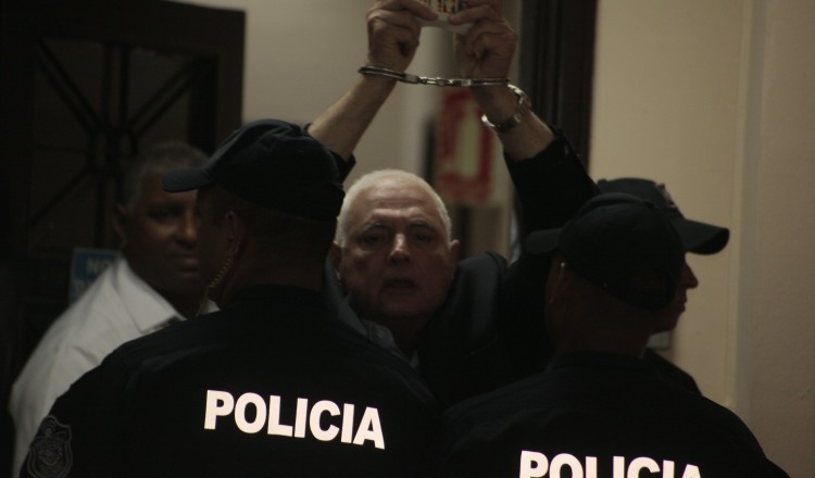 El expresidente Ricardo Martinelli sostiene que no está en las mejores condiciones dentro de la cárcel.