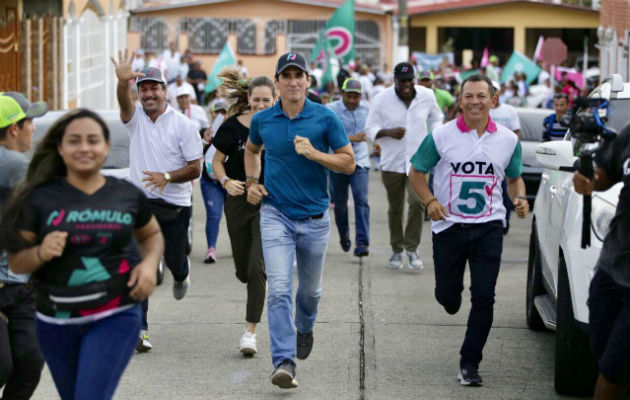 Rómulo Roux se comprometió a ser un presidente que se mantendrá trabajando por los panameños.