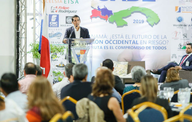 Rómulo Roux candidato presidencial de Cambio Democrático. Foto/Redes