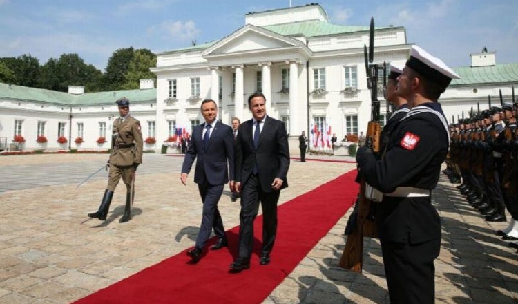 Juan Carlos Varela a su llegada a Polonia para la JMJ de 2016. Cortesía