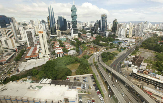  La asociación público-privada ofrece oportunidades a Panamá para atraer inversiones.
