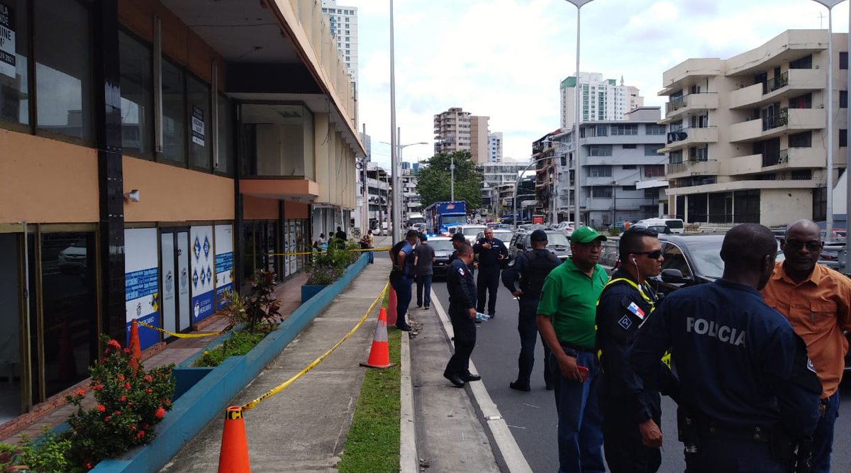 Asesinan a seguridad de Carlos González. 