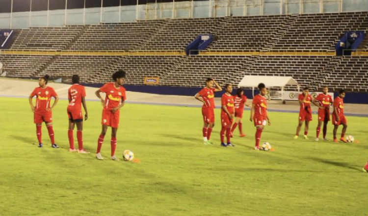 Selección femenina se prepara para los Panamericanos. Foto @Fepafut