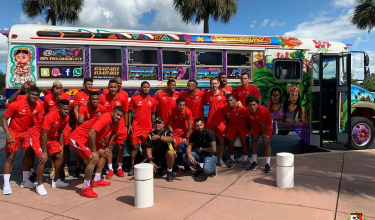 La selección de Panamá tuvo la oportunidad de conocer el Diablo Rojo de Tampa. Foto @Fepafut