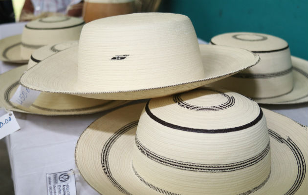 La Pintada se prepara para el Festial del Sombrero Pintao. Foto/EFE