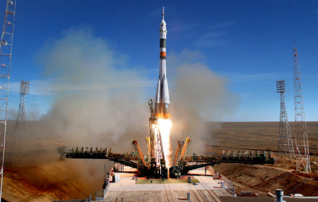 Lanzamiento de la Soyuz MS-10 desde el cosmódromo de Baikonur (Kazajistán). Foto: EFE.