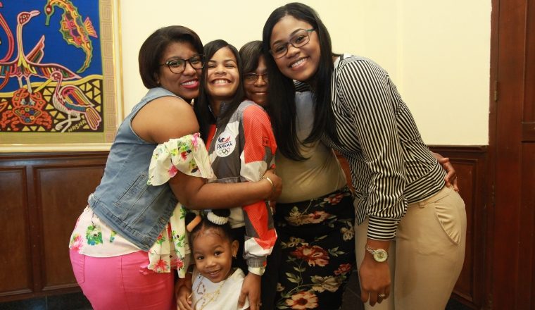 6- Candelo agregó que el apoyo de su familia ha sido importante. Anayansi Gamez