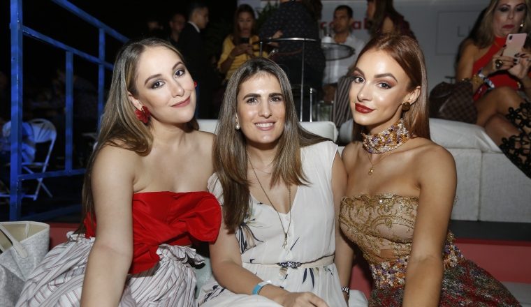 2. Isabeau Méndez, Rocío Núñez y Carina Altamirano.