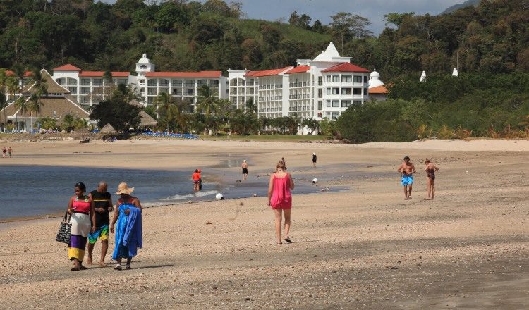 El turismo está afectado por varios factores internos y externos. /Foto Archivo
