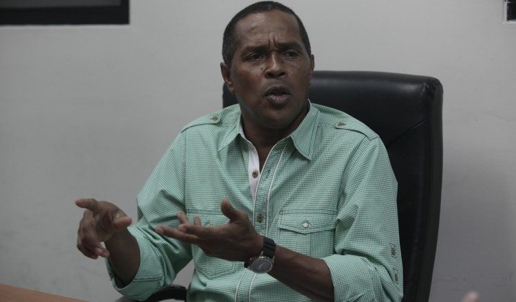 Víctor René Mendieta ha trabajado con selecciones menores y en la propia LPF. /Foto Anayansi Gamez