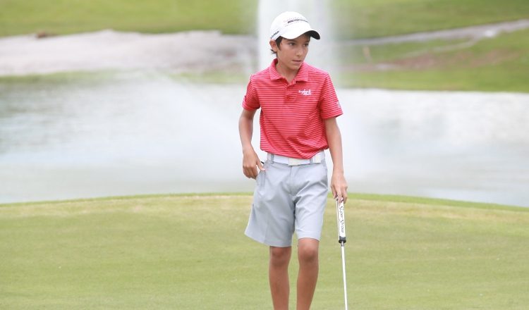Diego Álvarez  se impuso en los 12 años, luego de superar por dos golpes a Samuel Durán. /Foto Anayansi Gamez