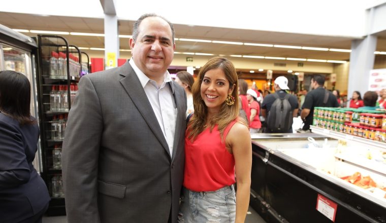 3.  Jorge Tzortzatos y Yimara Pérez Royko.