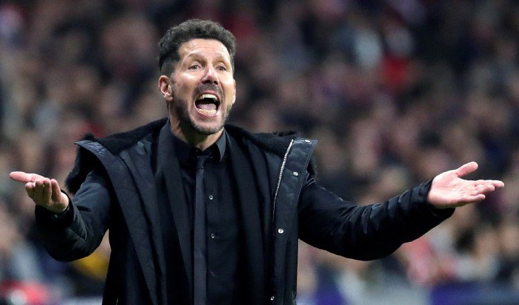 Simeone tiene al Atlético Madrid segundo de la tabla. EFE