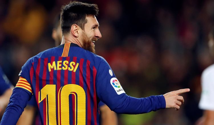 Messi es el primero en marcar 400 dianas en la liga local. /Foto EFE