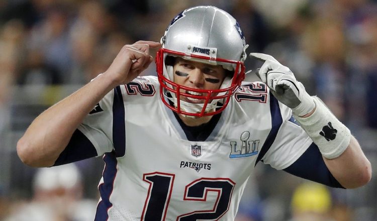 Con 41 años, Brady es el "quarterback" más viejo que sale de titular en un Super Bowl.  AP