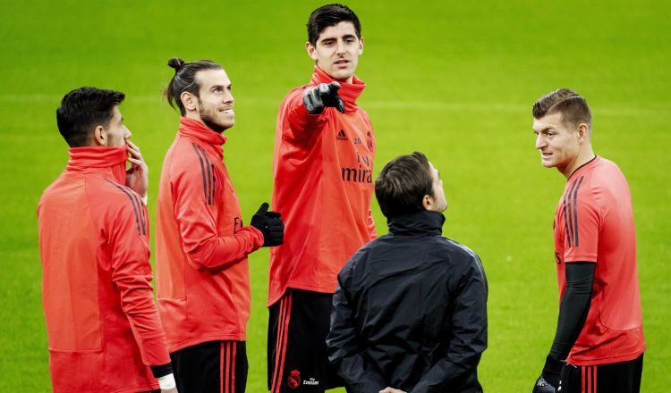 Thibaut Courtois durante el entrenamiento de ayer. EFE