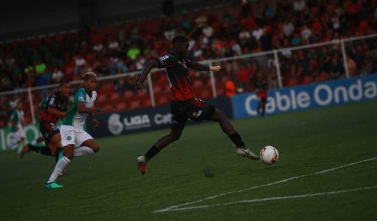 Sporting ganó con lo justo y se mantiene en la punta del Clausura 2019, del fútbol panameño. Anayansi Gamez