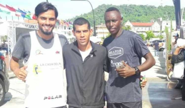 Jorge Castelblanco, ganador absoluto de la media maratón Hidow de Panamá. Cortesía