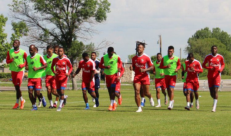 Entrenamientos del equipo panameño. @Fepafut
