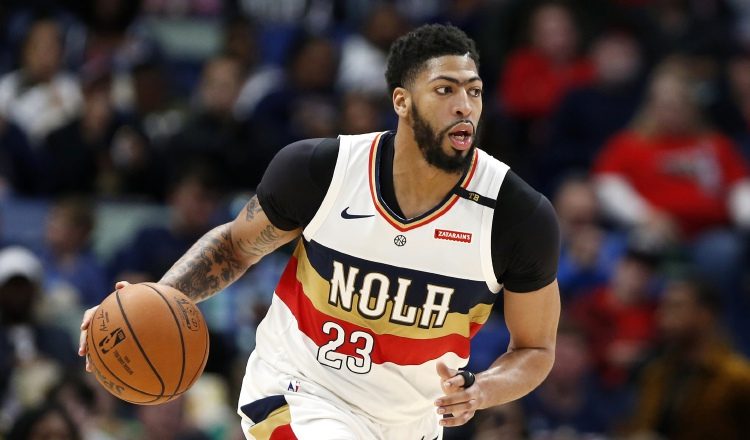 Anthony Davis se va con los Lakers. AP
