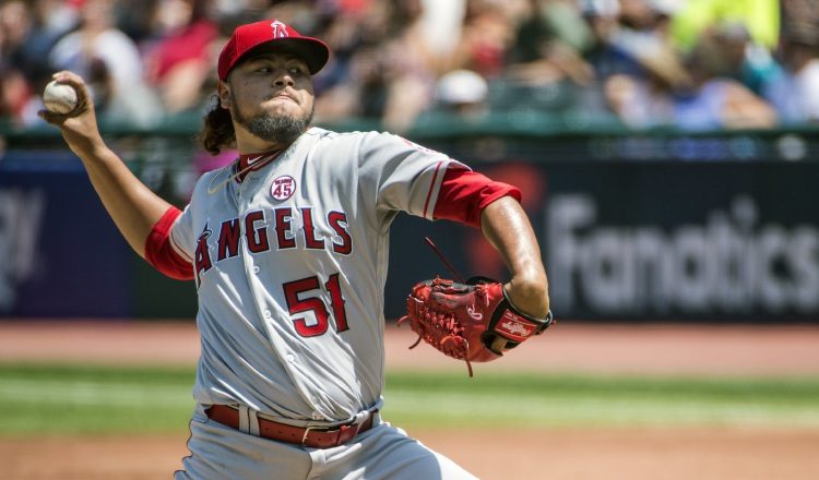 Jaime Barría no puede regresar a las Grandes Ligas por al menos 10 días, tras el movimiento de los Angelinos. AP