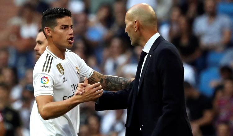 Zidane colocó ayer de titular  a James Rodríguez. EFE