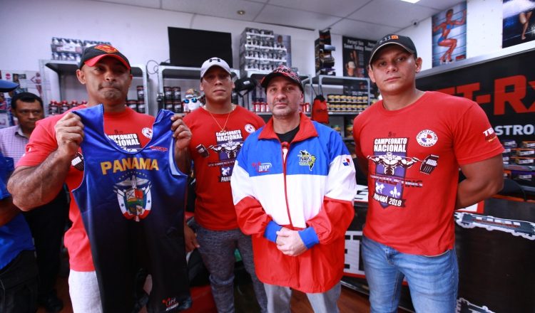 Rony Robinson, Darrin Pérez, Jack Tibi y Henry Menéndez, listos para el torneo internacional de 'Powerlifting' Anayansi Gamez.