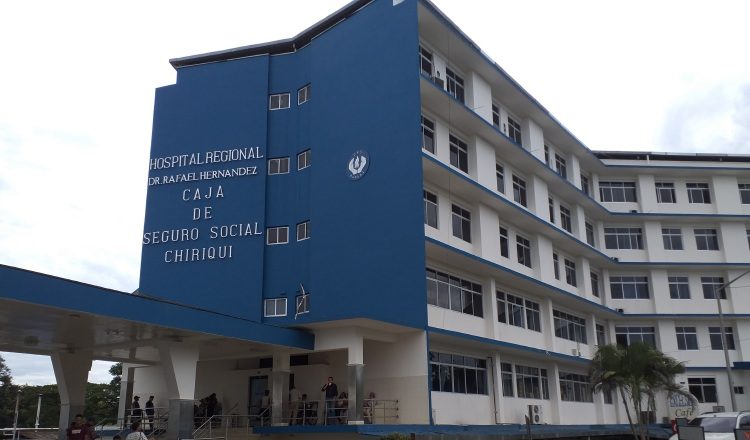 Moreno fue llevado al hospital. José Vásquez