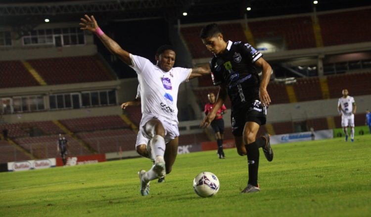 Sporting y Tauro se enfrentarán en el Colegio Artes y Oficios. @LPF