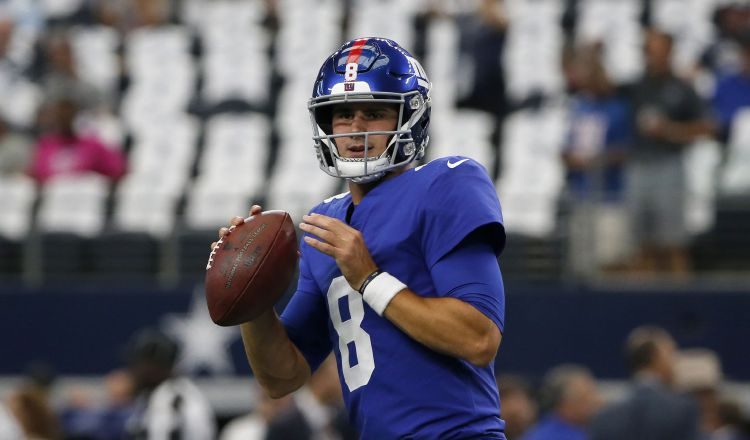 Daniel Jones en acción. AP