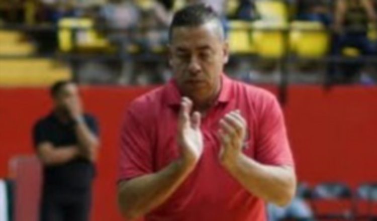 David Rosario es el técnico de Caballos de Coclé en la actualidad. @Fepaba