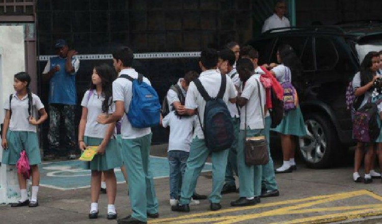 La falta de interacción entre el docente y los estudiantes fue una de las quejas. Archivo