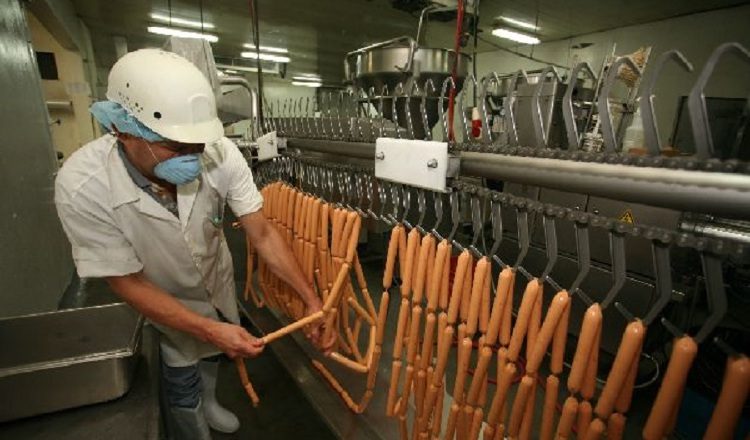 Hace más de dos semanas se registra una cuarentena por lo que las empresas tiene que solicitar un salvoconducto para sus trabajadores. Archivo