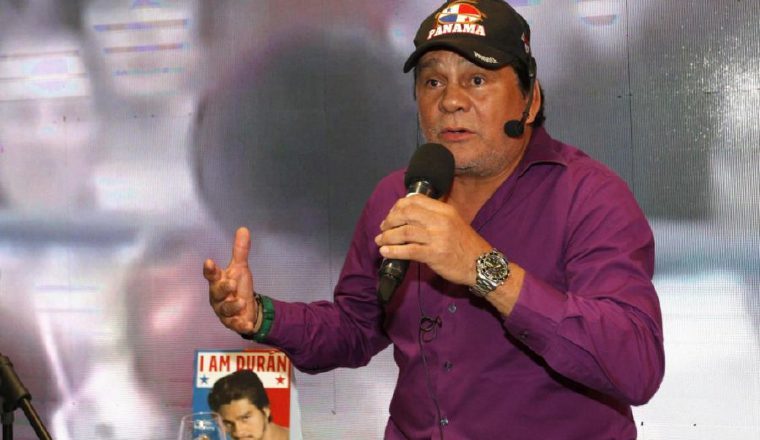 6 La gloria del boxeo panameño presenta su libro. Fotos:@robertoduranbox
