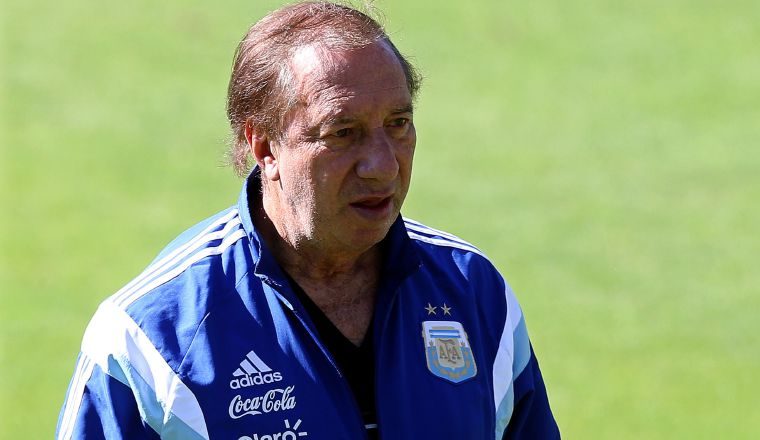 2- el positivp del COVID-19 de Bilardp era falso.