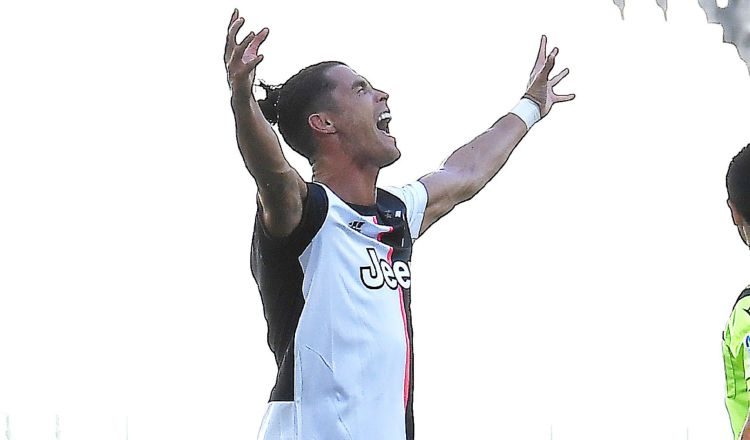 Cristiano Ronaldo es el referente de la Juventus, que marcha hacia otro título en Italia. EFE