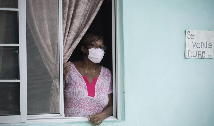 La población tendrá que someterse a otra cuarentena los fines de semana. EFE