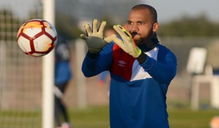 El panameño Luis "Manota" Mejía portero del Nacional. Foto: @Nacional