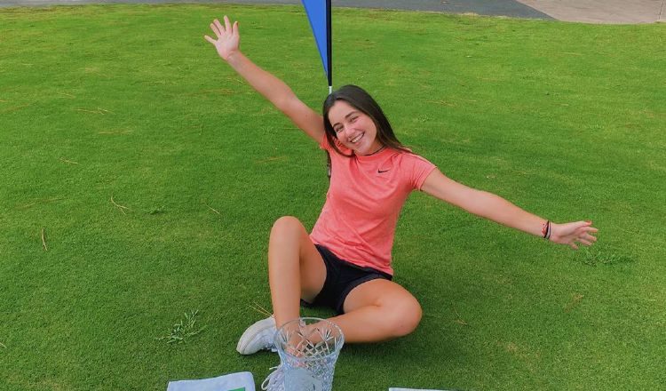 Carla Álvarez ganó el fin semana el World Teen Championship, en la cancha de Pinehurst N°5. Cortesía