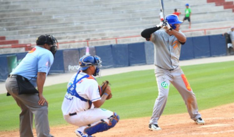 Béisbol mayor Foto: Archivo