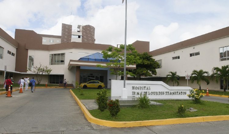 Hospital Irma Lourdes Tzanetatos, ubicado en la 24 de Diciembre.