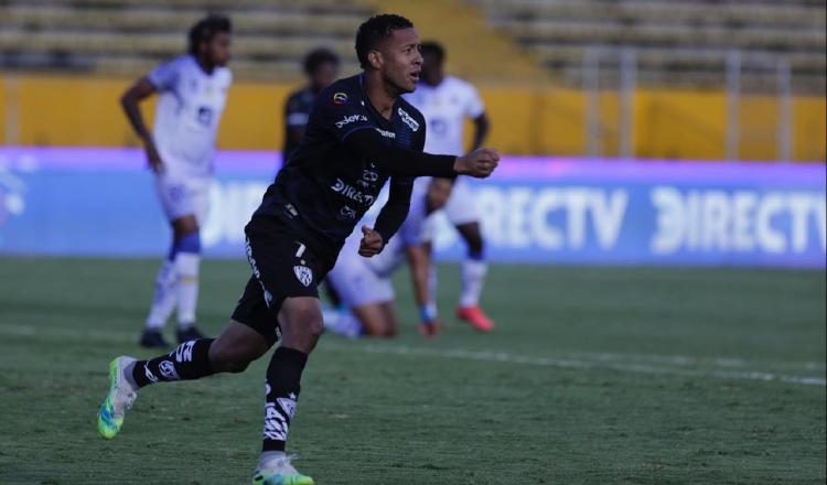 Gabriel 'Gaby' Torres lleva 12 goles en la temporada. Foto:@IDV_EC