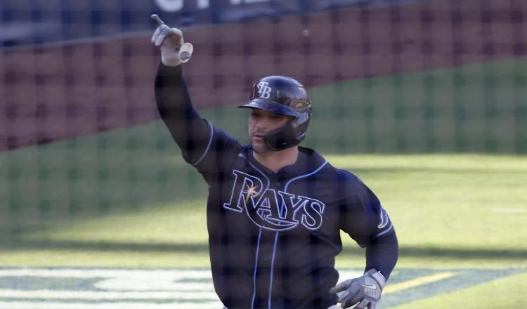 Mike Zunino de Tampa Bay festeja su jornrón. Foto: EFE