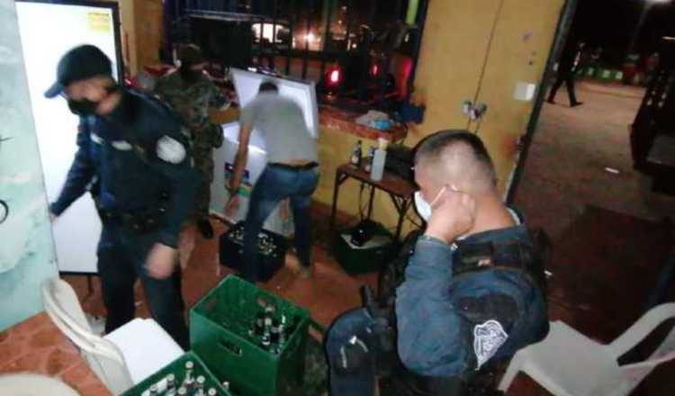 Cientos de detenidos por violar las normas sanitarias.